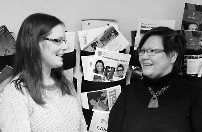 Eirin Endresen Ytreberg og Britt Knutsen i samtale.