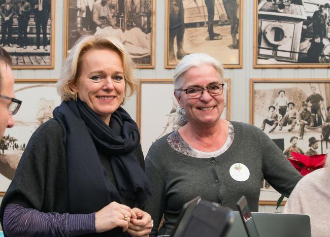 Jorun Løvoll til venstre og Kjersti Holm Johansen til høyre